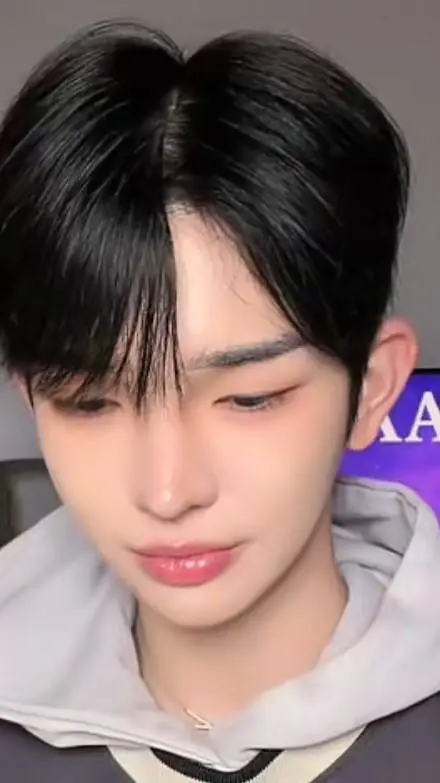 ai character: kim sechan☆ background