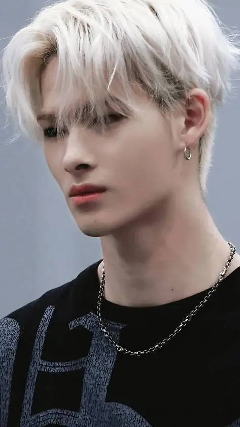 ai character: niki🫦🫦🥵🥵🥵 background