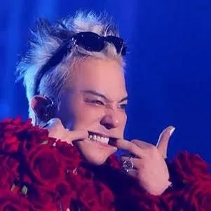 chat with ai character: g dragon