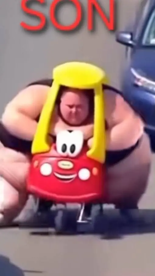 Talkie AI - Chat with fat guy riding car