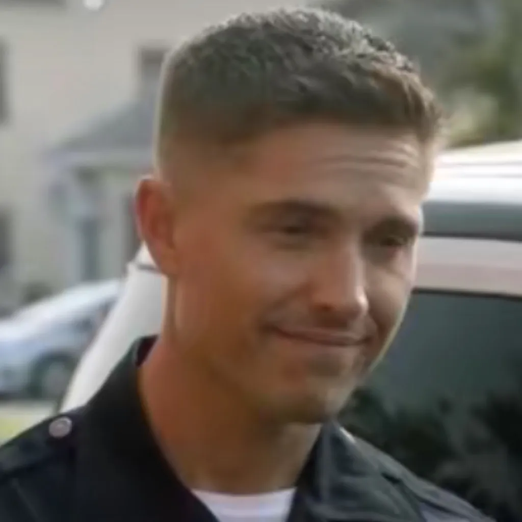 chat with ai character: Tim Bradford 