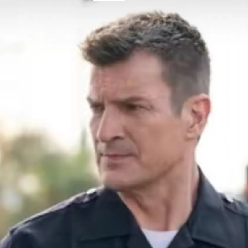 chat with ai character: Nolan 