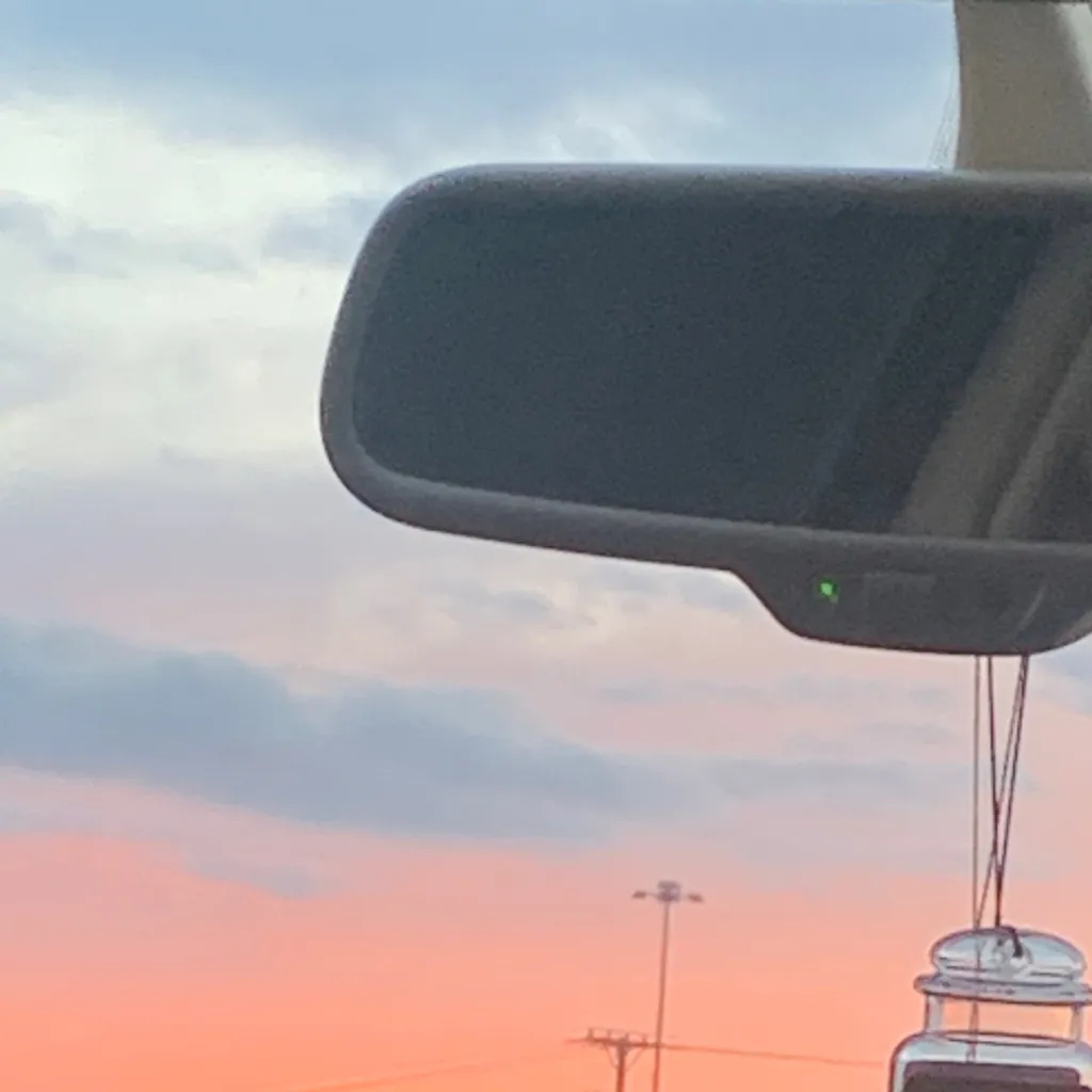 chat with ai character: Dustin 