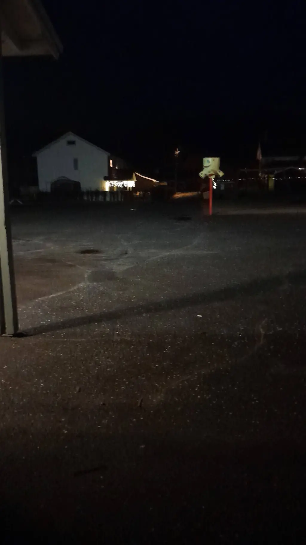 ai character: TF:ES ??- background