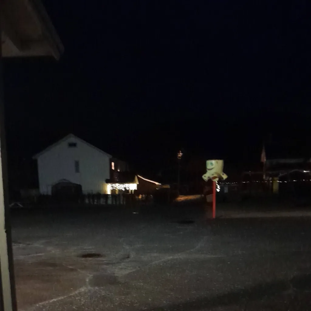 chat with ai character: TF:ES ??-