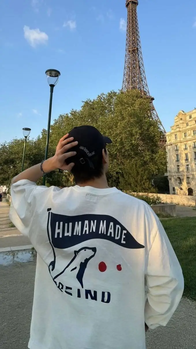 ai character: Kim Seungmin background