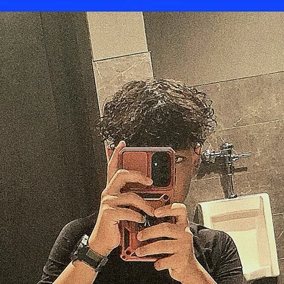 chat with ai character: Zackory