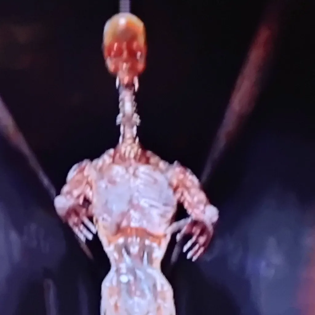 chat with ai character: fion horror 