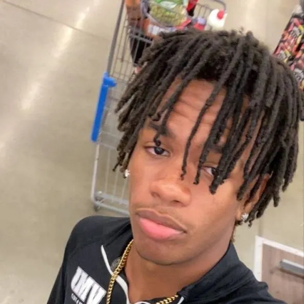 chat with ai character: Asher 