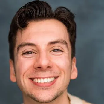 chat with ai character: George Crawford 