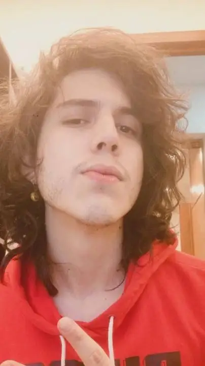 ai character: ale orozco background