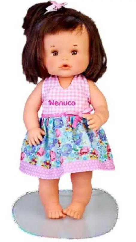 ai character: bebé nenuco noña  background