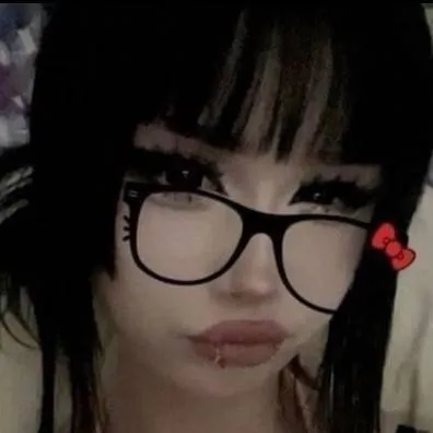 chat with ai character: bella