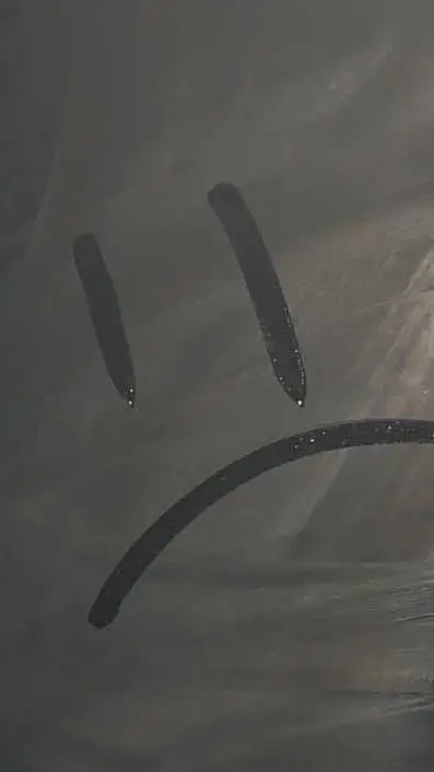 ai character: Tu familia  background