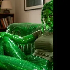 chat with ai character: Slime girl