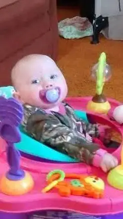 ai character: baby me background