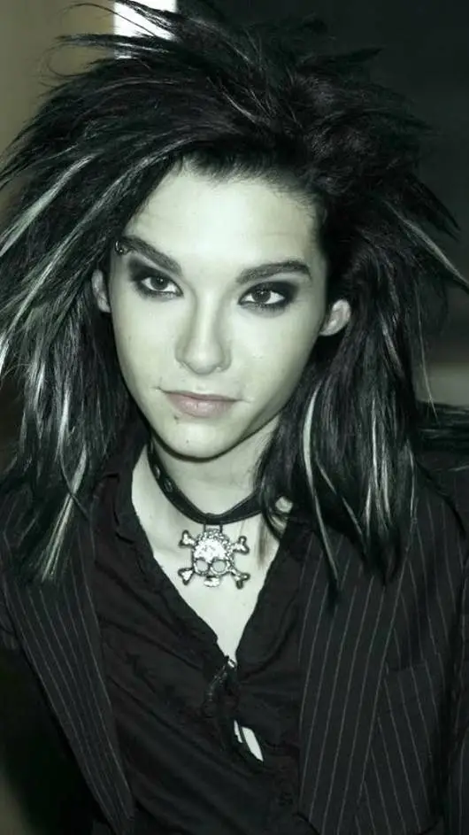 ai character: Bill kaulitz  background