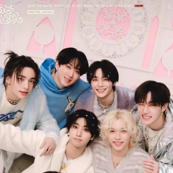 chat with ai character: Straykids