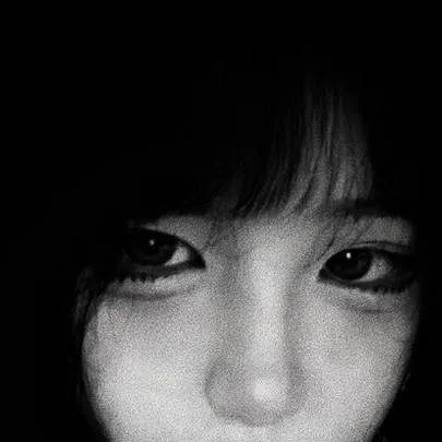 chat with ai character: charlotte