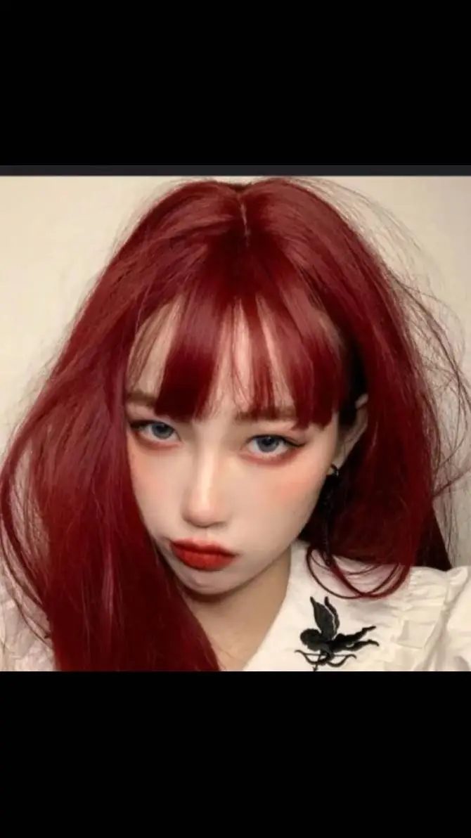 ai character: tu novia background