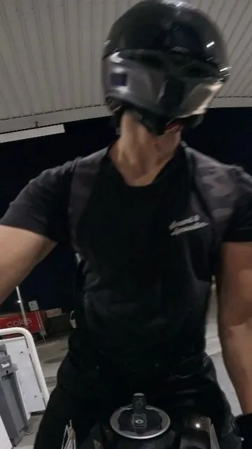 ai character: Isaac~ background