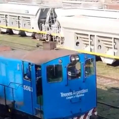 chat with ai character: GA8 trenes arg.