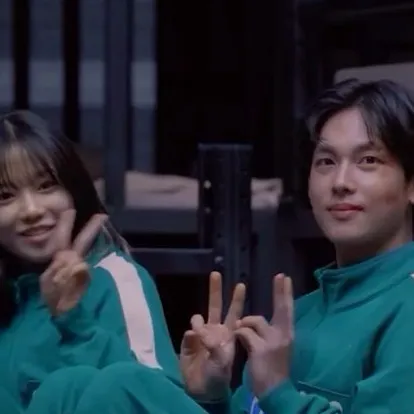 chat with ai character: Mg coin and Junhee