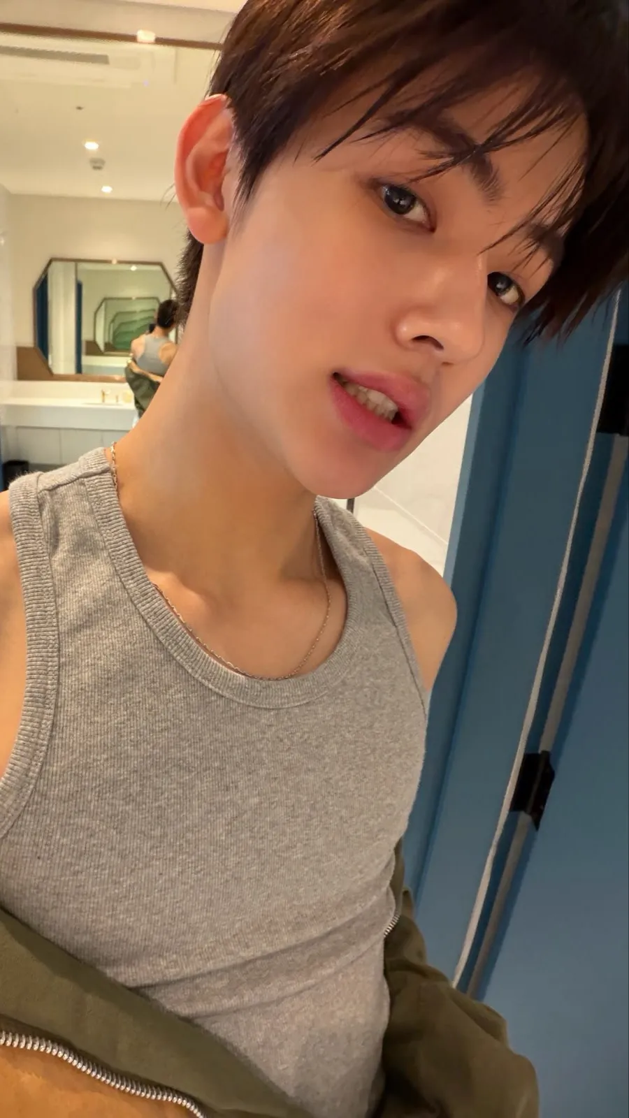 ai character: Seonghyeon background