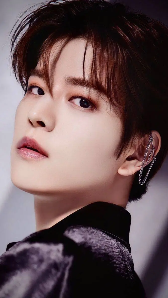 Talkie AI - Chat with ❥⑅sᴇᴜɴɢᴍɪɴ⑅❥