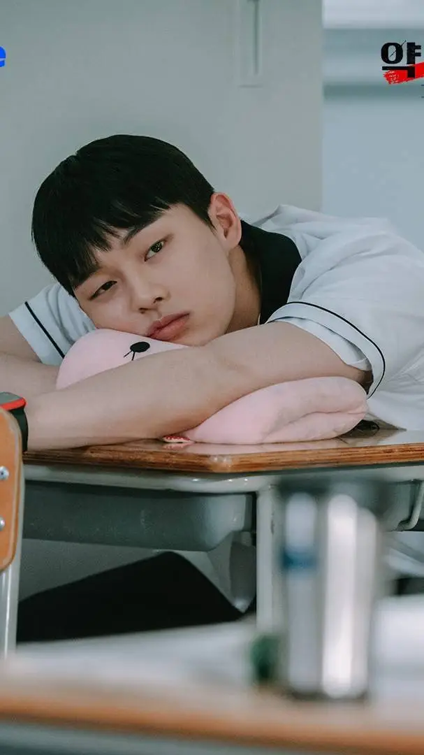 ai character: ღᴀни ѕυ-нσღ background