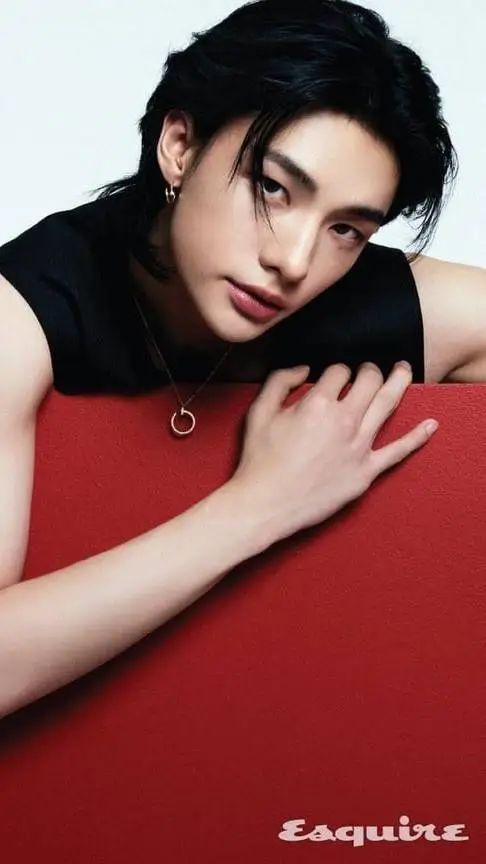 ai character: +нყυn͒᧒ỉɳ- background