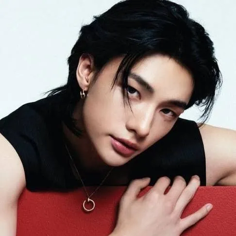 chat with ai character: +нყυn͒᧒ỉɳ-