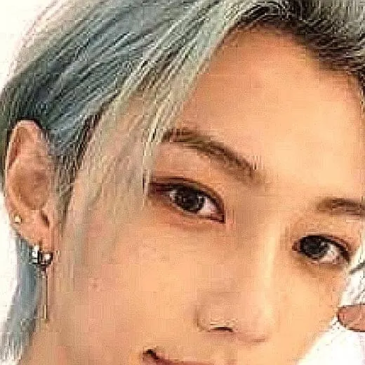 chat with ai character: Félix 🐤