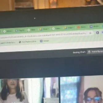 chat with ai character: saya