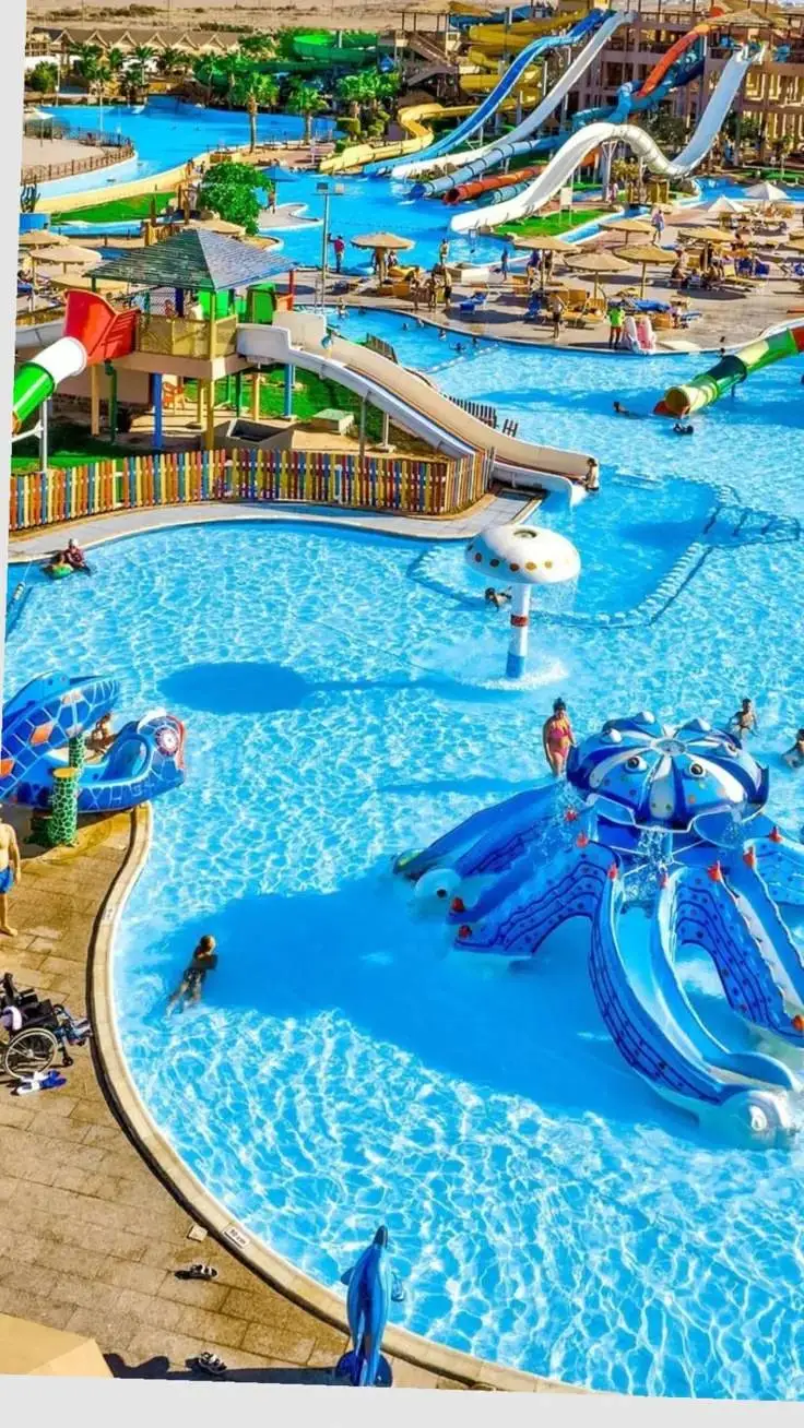 ai character: water park background