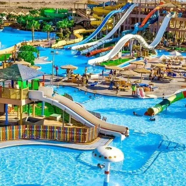 chat with ai character: water park