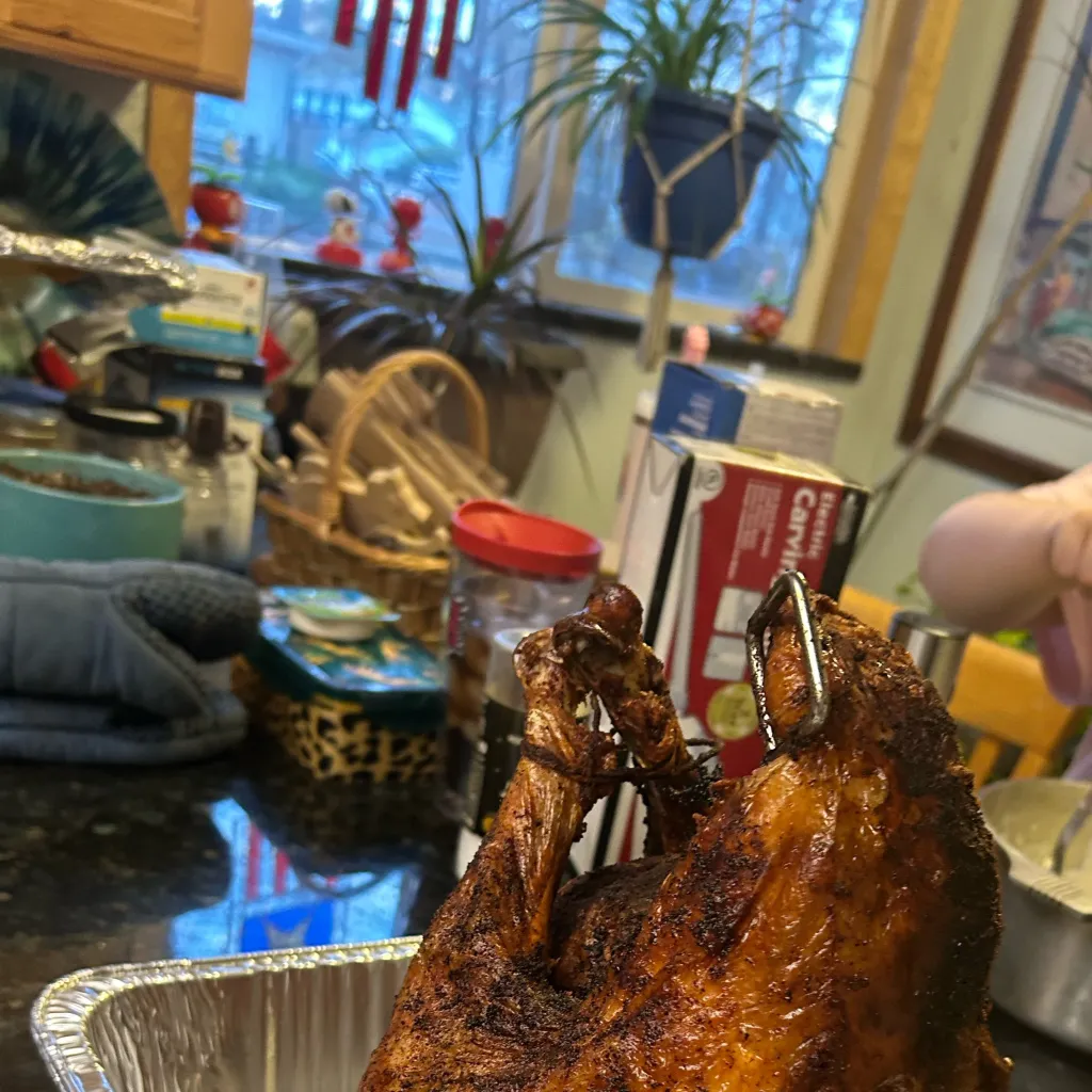 chat with ai character: Saverr