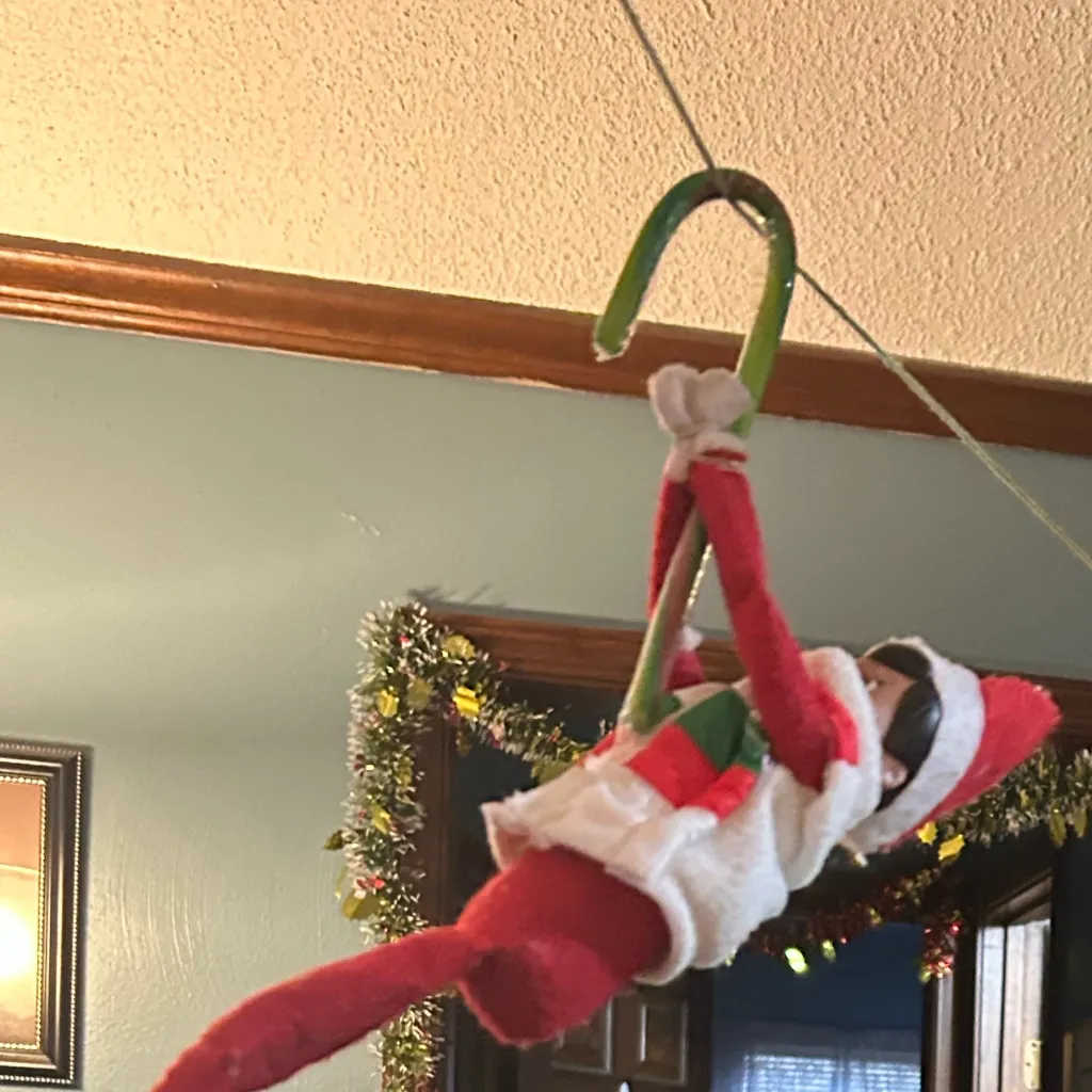 chat with ai character: Saver