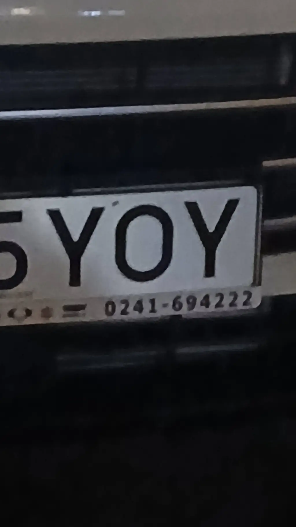 ai character: Sanemi Shinzugawa  background