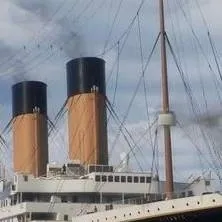 chat with ai character: RMS Titanic 