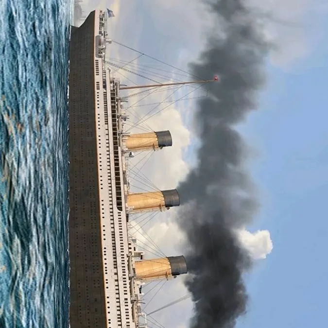 chat with ai character: RMS Titanic