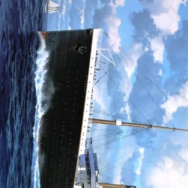 chat with ai character: RMS Titanic 🩵🩷