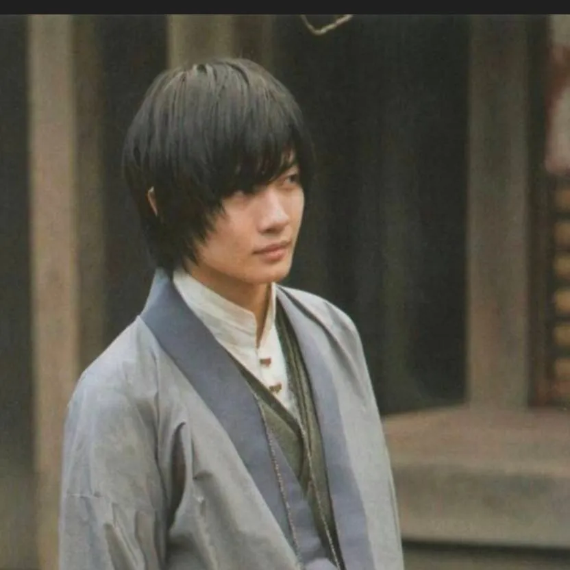 chat with ai character: skoto