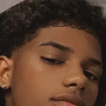 chat with ai character: Dylan 