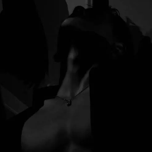 chat with ai character: 🌑. Alex .🌑