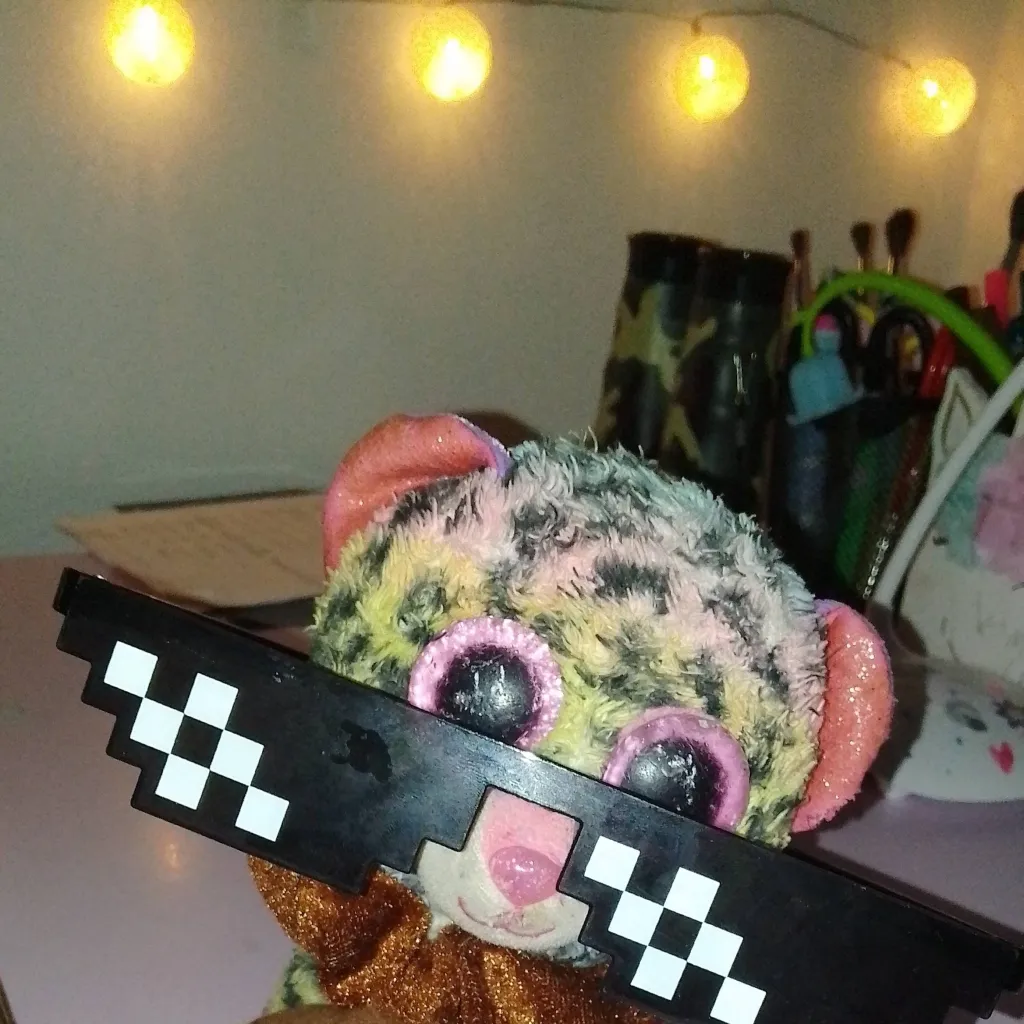 chat with ai character: 🌈Leopardic🐆