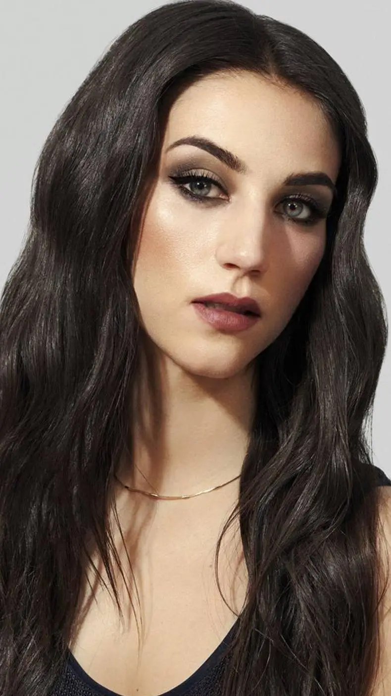 ai character: Marta background