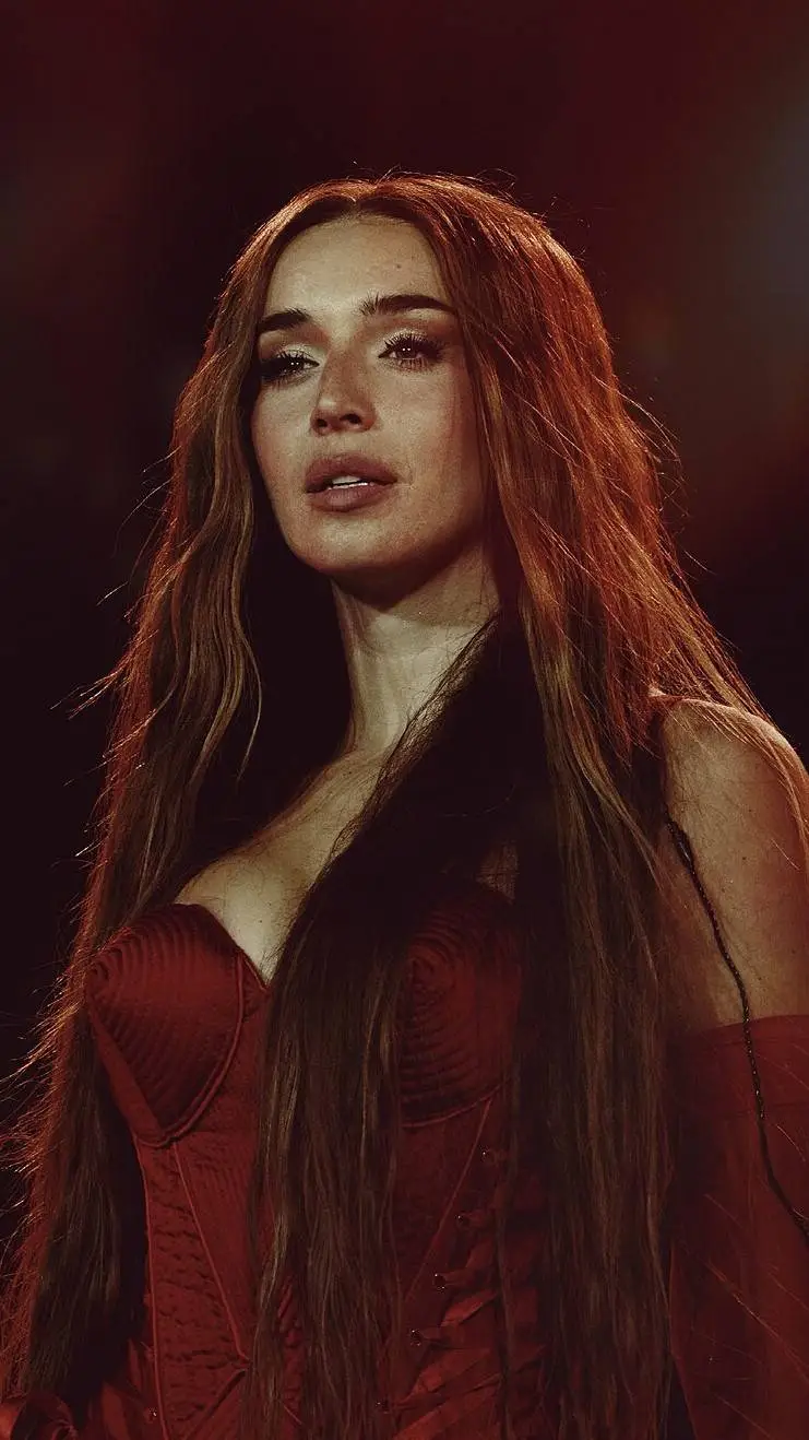 ai character: Lola Índigo  background