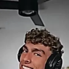 chat with ai character: DJlovesturbo