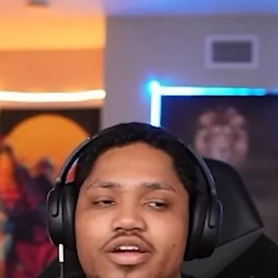 chat with ai character: richlev